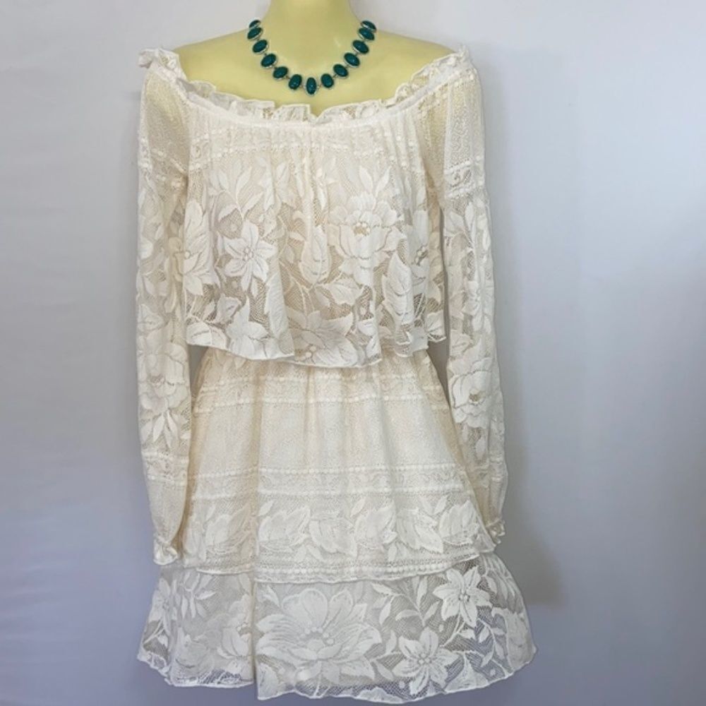 Show Me Your MuMu Dress Roses Cream Lace “Bess” Mini   Excellent!  Nwot  XS - Picture 2 of 8